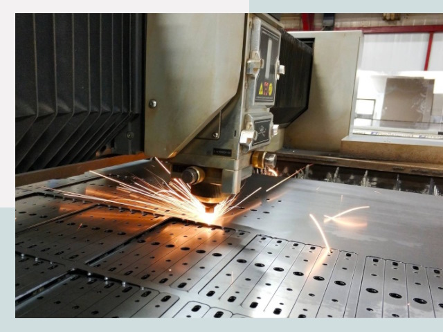 Лазерная резка металла в Александрове от 643 руб.